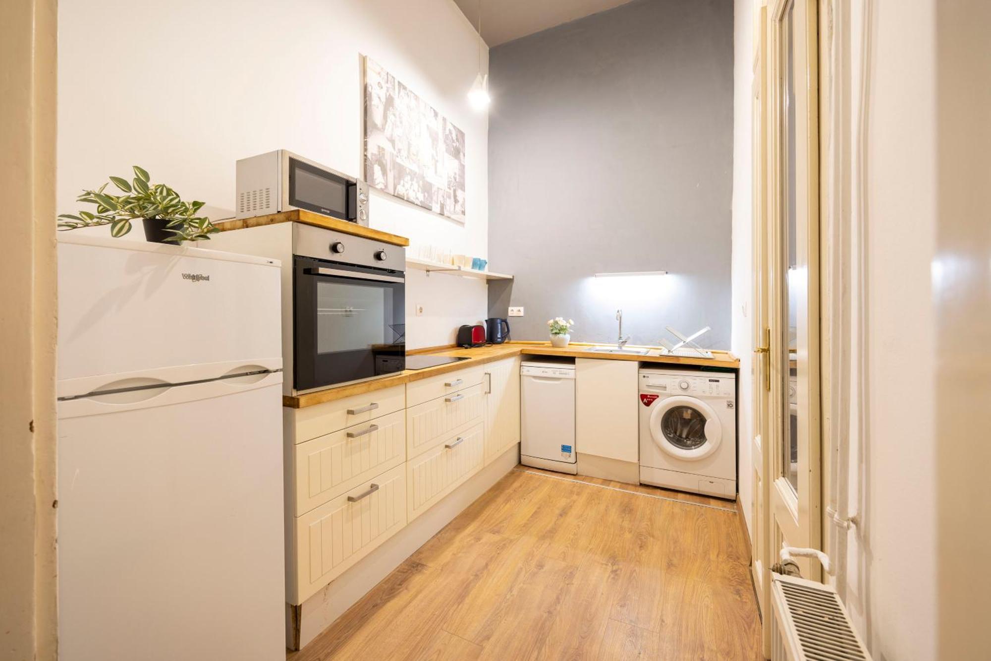 Cozy & Nostalgic Budapest Style Apartment In The Center Exterior foto